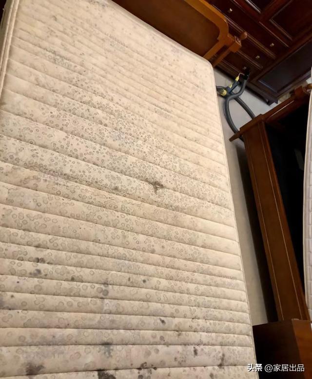 床垫脏了怎么清洗，床垫脏了在家怎么清洗（教你5招快速变干净）