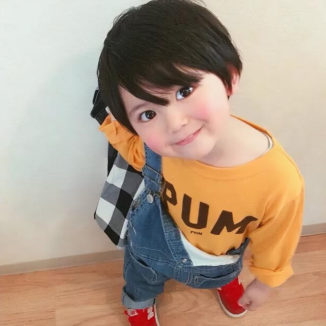 萌小孩搞怪头像微信，萌小孩搞怪头像（萌娃可爱搞笑怪诞头像合集）