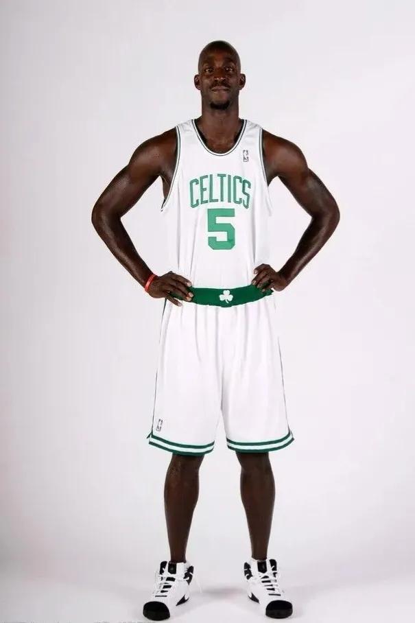 nba10号球星，为什么NBA穿10号球衣的球星不多（NBA1-20号球衣的代表球星）