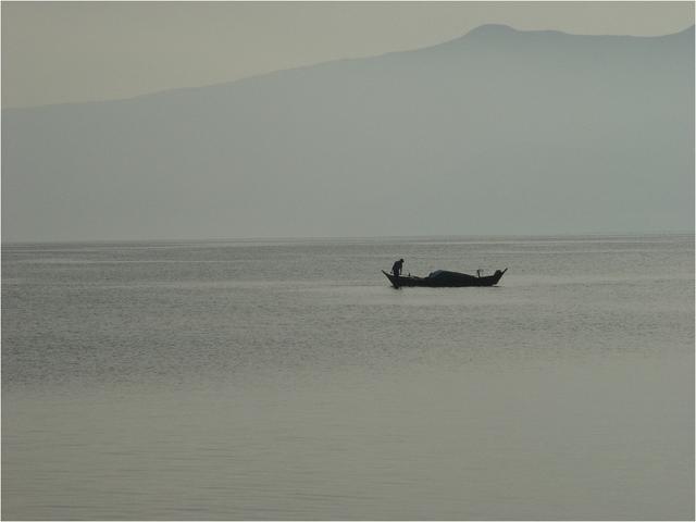 抚仙湖旅游，抚仙湖旅游攻略（胡言摄影抚仙湖16年的50幅照片）