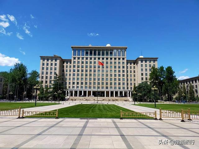 清华大学占地面积多少平方千米，清华大学占地面积多少（逛逛万泉河、水木清华园、荷塘月色近春园）