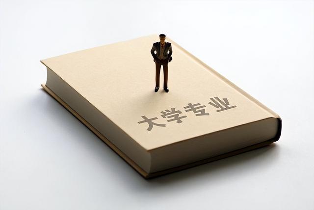 高考没考好可以复读一年吗，高考没考好可以复读吗（如果有实力冲击双一流大学）