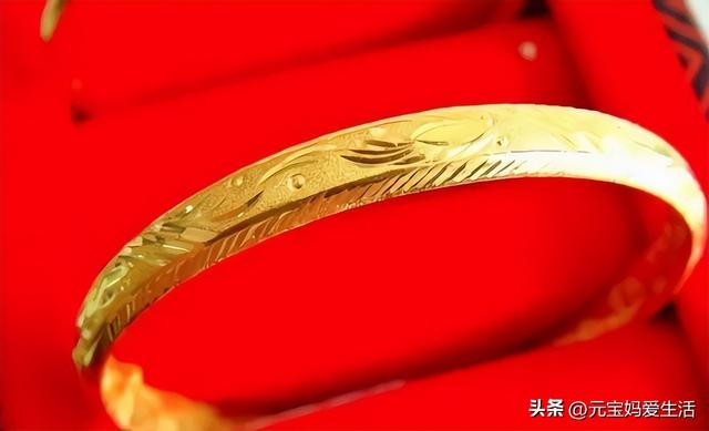 金的熔点是多少度，金子的熔点多少度（生前戴的金银首饰该如何处理）