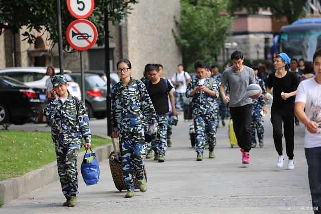 贵州建设职业学院，年贵州建设职业技术学院（多所高校推翻原定开学时间）