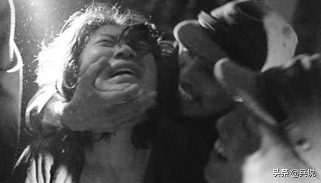 抗日英雄的事迹资料，抗日英雄详细事迹（15岁抗日女英雄）