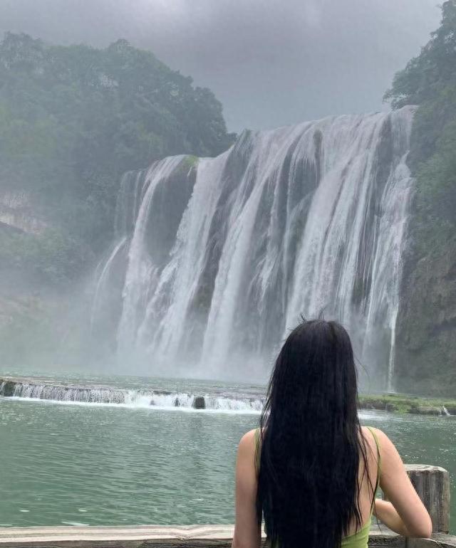 黄果树瀑布旅游攻略，教科书里的风景，不费脚旅程