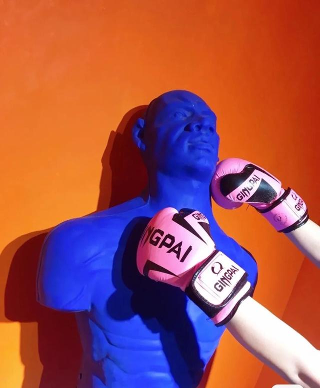 解压馆为什么火了 年轻人有多需要解压，解压馆为什么火了（赚钱并没有那么简单）