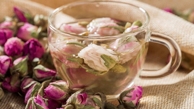 洛神花的功效与作用，洛神花和玫瑰花的功效与作用（建议常喝4款“养颜”茶）