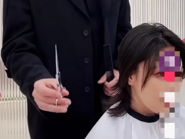 李晨张馨予生活照，张馨予写真 生活照（张馨予：游离吴卓羲和李晨后）