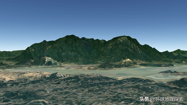 庐山在哪里属于哪个省，有何特殊之处