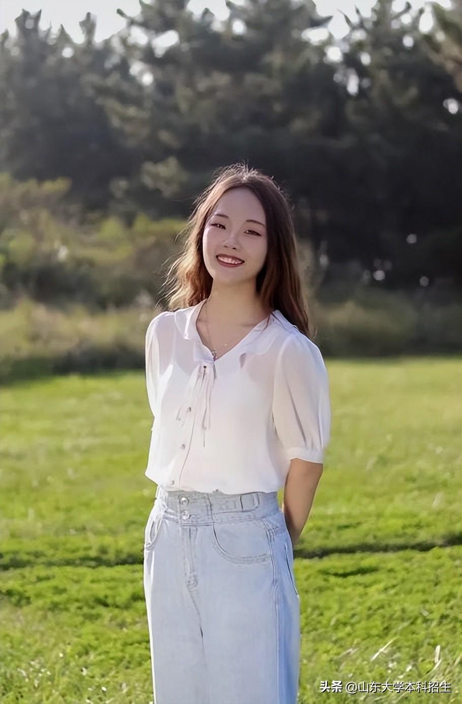 新闻专业出国读研学校（雅思8）