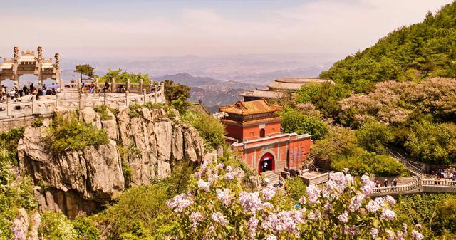 泰山好玩吗，泰山旅游攻略（此生不老，必去泰山）