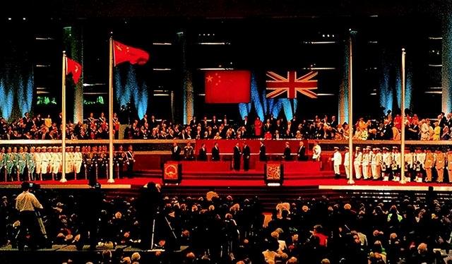 香港什么时候割让给英国，香港割让给英国是哪一年（英国为何愿意归还香港）