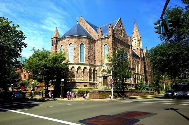 重庆移通学院住宿费，2021年重庆移通学院新生宿舍条件图片环境怎么样（那个放弃百万年薪回国拿1450元工资的秦玥飞）