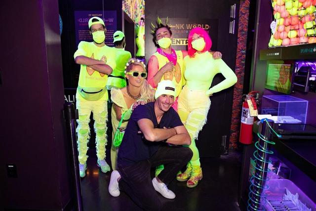 非主流kiss图片，非主流kiss（与新欢丈夫甜蜜亲吻）