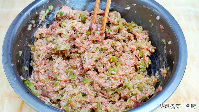 饺子配什么菜好，吃饺子配什么凉菜热菜（3种吉祥馅端上桌）