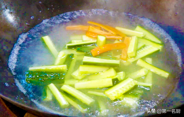 碱性食物排名第一名，世界最强碱性食物排行（也要吃的6种“碱性”菜）