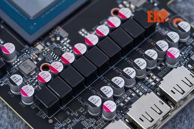 索泰显卡怎么样，索泰显卡能买吗（AMP月白GOC显卡评测）