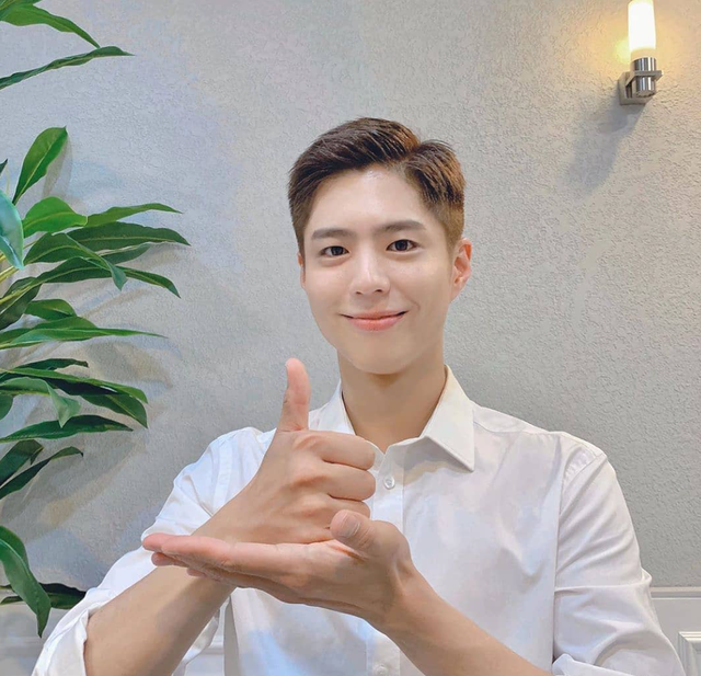 朴宝剑,朴宝剑1988剧照(朴宝剑惊人的钢琴实力图片)