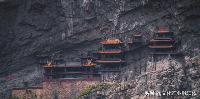 悬崖峭壁上的艺术——悬空寺