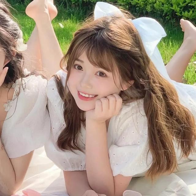 高质感ins闺蜜头像，ins超甜闺蜜头像/.微信（甜妹会love的闺蜜头像）