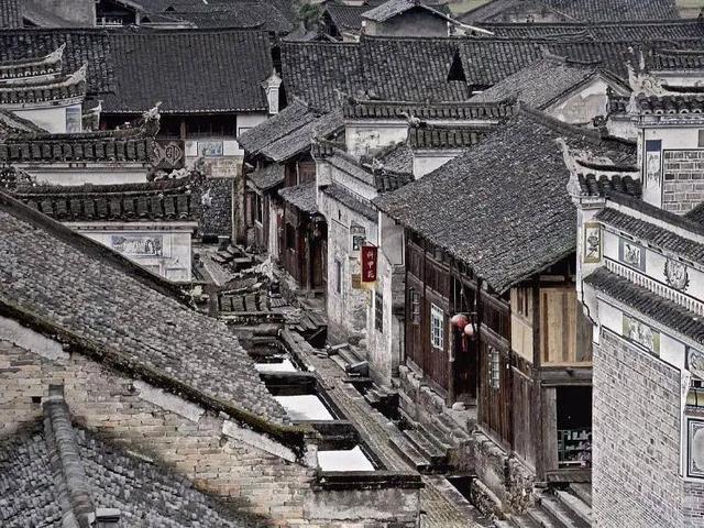 黔东南旅游十大景点排行榜，贵州黔东南十二个著名旅游景点