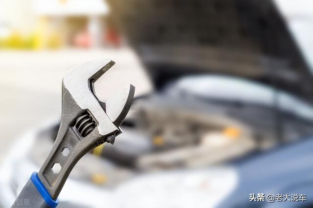 10万左右的车全险多少钱，10万新车全保要多少钱（老司机劝你月收入3000以下别买车）