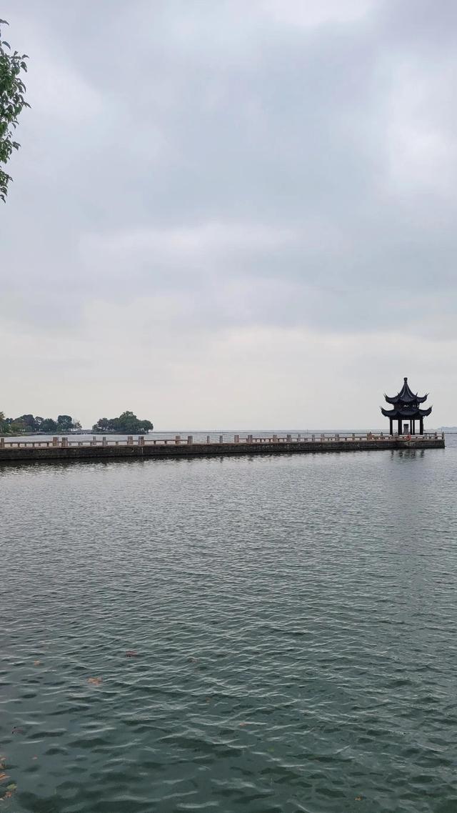 苏州太湖旅游景点，江苏无锡市太湖区旅游景点（苏州太湖岸边的风景园林——东山启园）