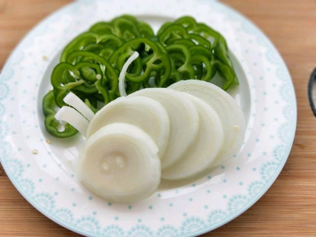 片鱼片的技巧，怎样片鱼片、切鱼生（分享做鱼不腥不破皮的窍门）