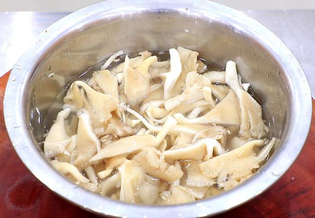 蘑菇怎么做好吃，香菇怎么做好吃视频（分享5种不同做法）