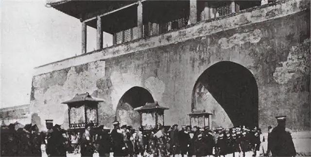 大清灭亡的最后几天，至今为何还有人守皇陵