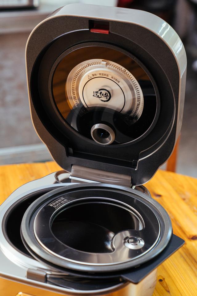 ptfe和特氟龙的区别，ptfe和特氟龙的区别是什么（到底是买国产还是进口）