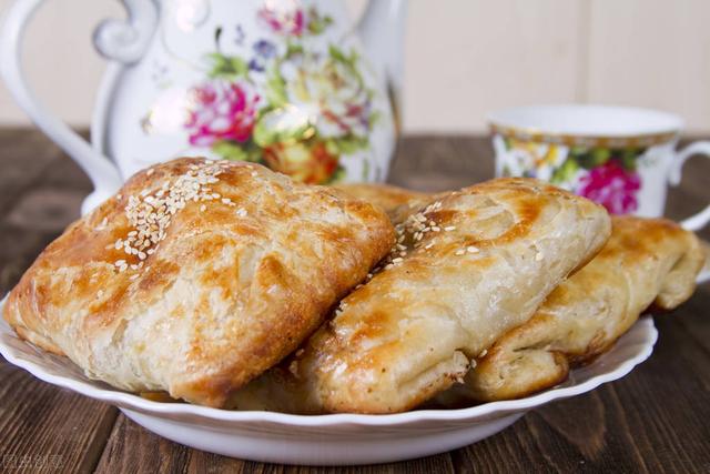 羊肉馅饼的做法，羊肉包子馅的最佳配方（散文：羊肉馅饼）