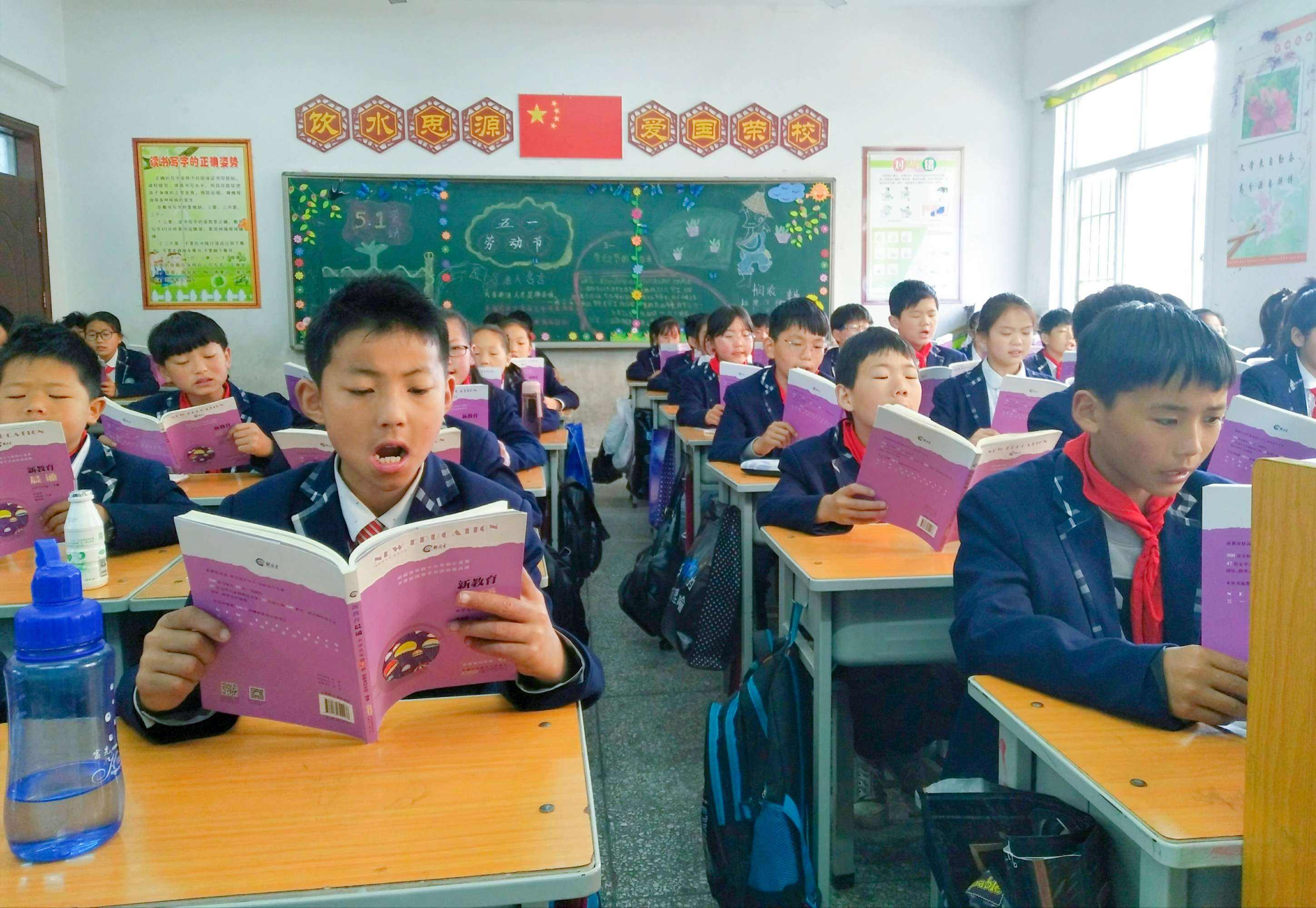 第一名的背后离不开晨读的习惯:想娃成绩好,就要"3读3不读"