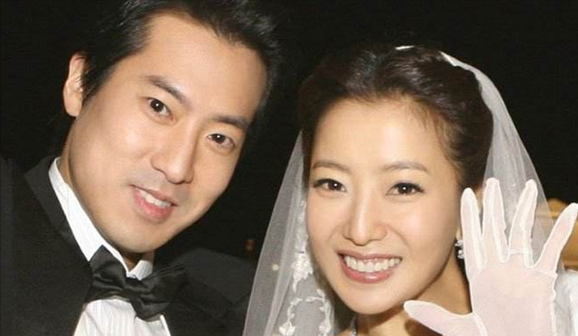 金喜善老公，和老公结婚15年（金喜善老公设计眼镜品牌是什么）