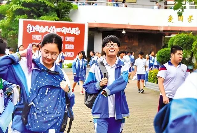 中考是在自己学校考吗，2021年中考是在自己学校考吗（中考后才发现差距）