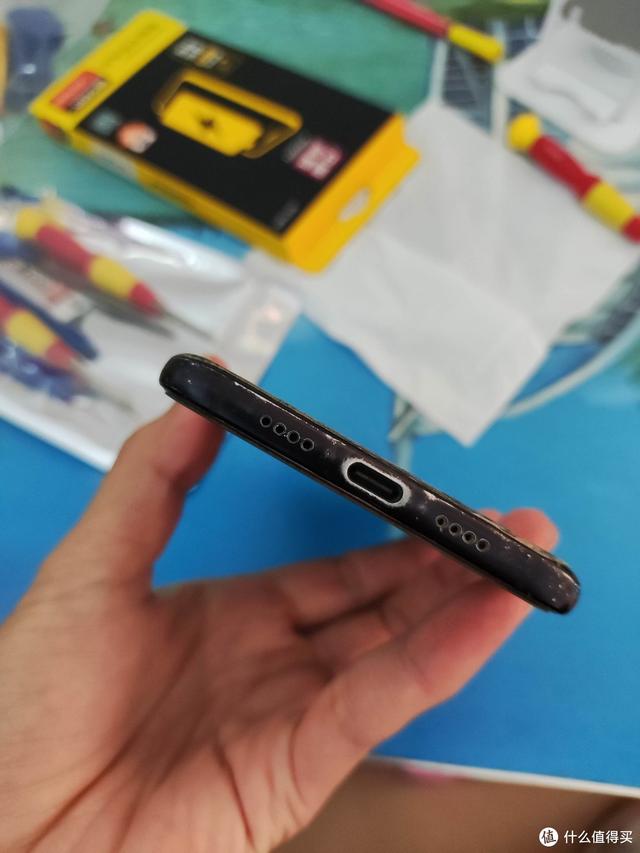 小米手机电量显示怎么设置，小米手机如何设置电量显示方式（给老爸的小米6哥哥换个电池）