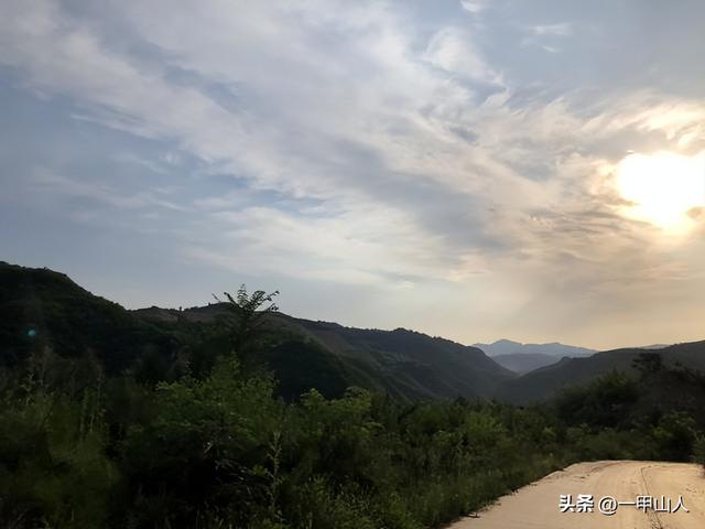 八月十五短信祝福语，八月十五日祝福语（老人说：今年是“晚秋分）