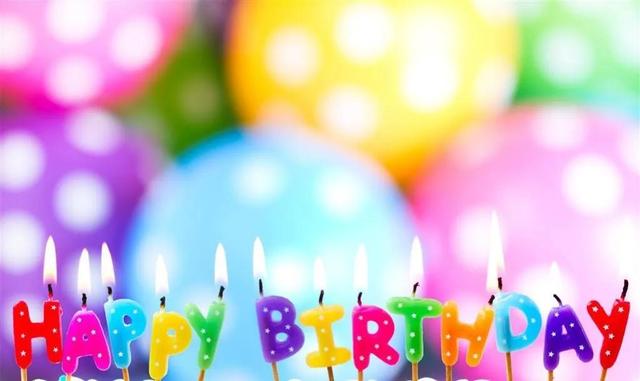 适合自己生日发朋友圈的句子配图，过生日发朋友圈的句子和配图有哪些（适合生日发朋友圈的图片文案）