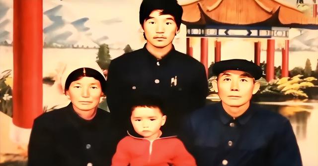 阿云嘎个人资料，阿云嘎个人资料简介（阿云嘎就是真正的草原父亲伊德尔）