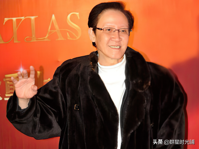 杨钰莹：24岁错爱一人葬送十年事业，如今51岁单身一人，无儿无女
