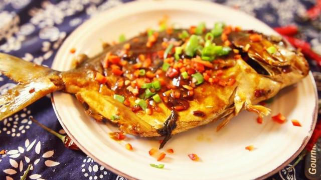 鱼那个部位的肉好吃，鱼身上最好吃的肉在哪（年夜饭上要吃鱼）