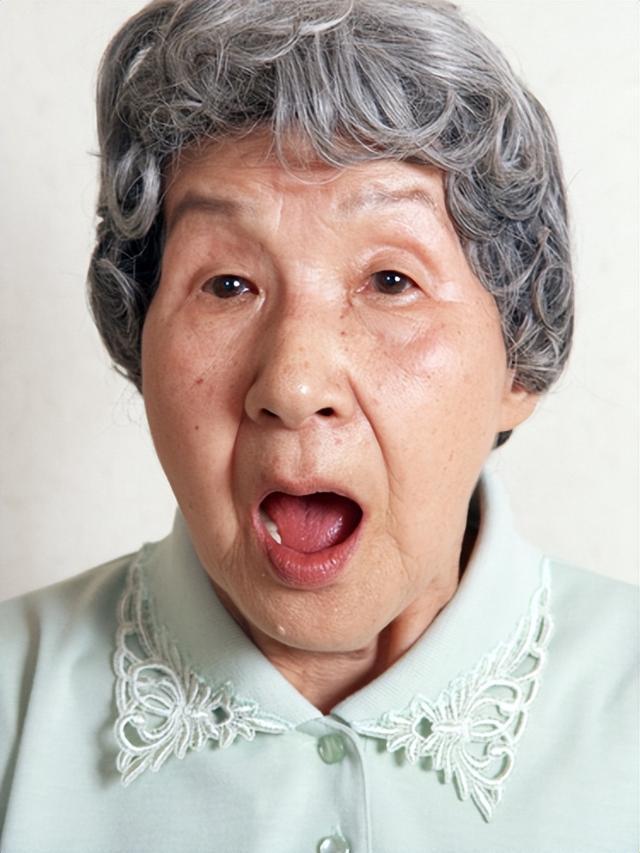 女人嘴大的面相好吗,比"凸嘴"更显老的是"婆婆嘴" - 玉三网