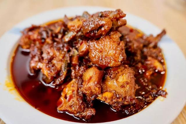 贵阳有什么好吃的，贵阳十大好吃的菜（入夏必去的美食之都）