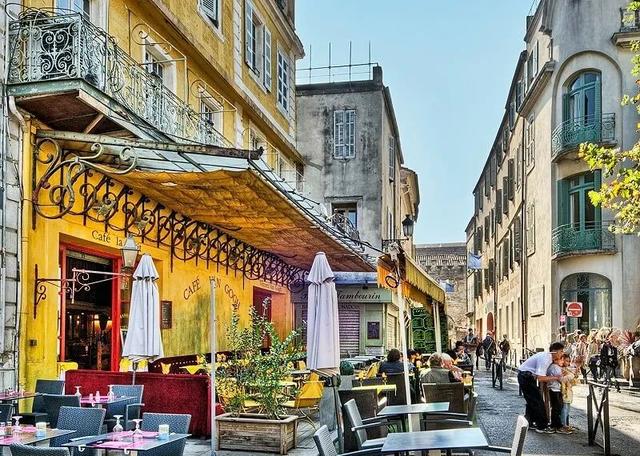 罗纳河上的星夜，罗纳河上的星夜作品详细赏析（梵高《星夜露天咖啡馆》背后的10个冷知识）