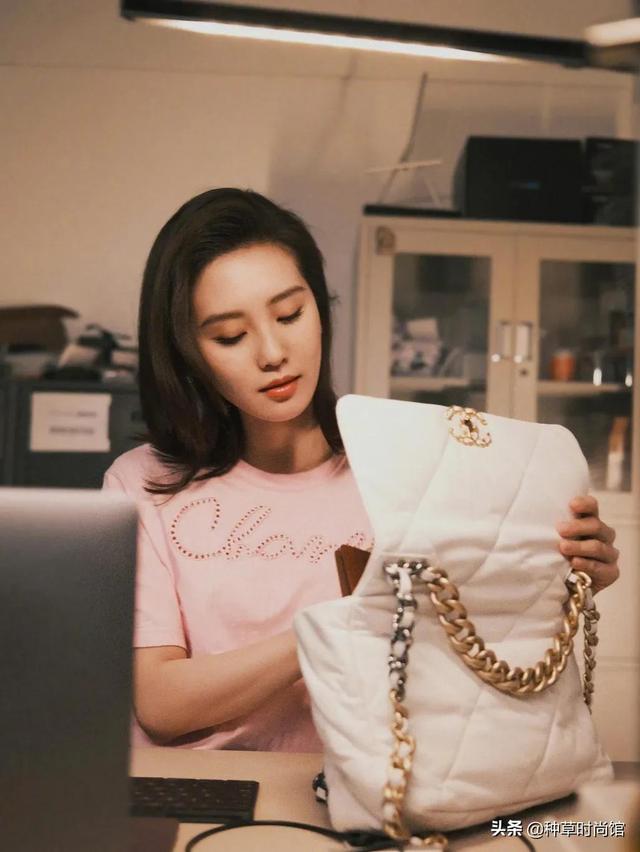 国际品牌女包，包包品牌排行榜前十名女士（今年最火的大牌包包）