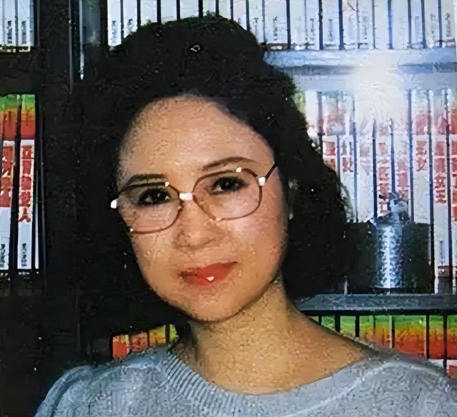 琼瑶的婚姻史，“爱情教母”琼瑶到了暮年