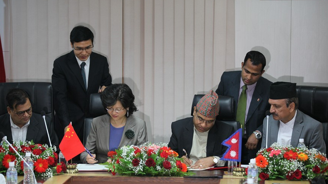 尼泊尔人口多少，尼泊尔的人口是多少（与中国相邻的尼泊尔）