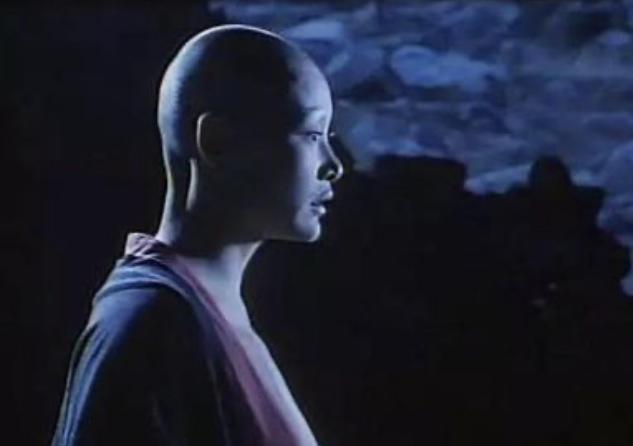 秃头留什么发型，秃头留什么发型好（同样是光头造型）