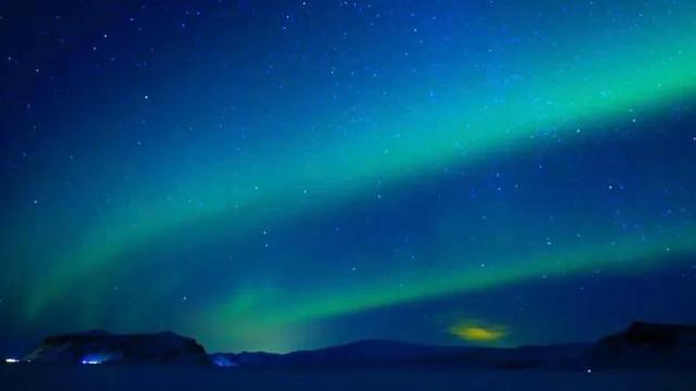 冰岛的旅游景点，冰岛旅游攻略（听名字就知道这个国家很冷）